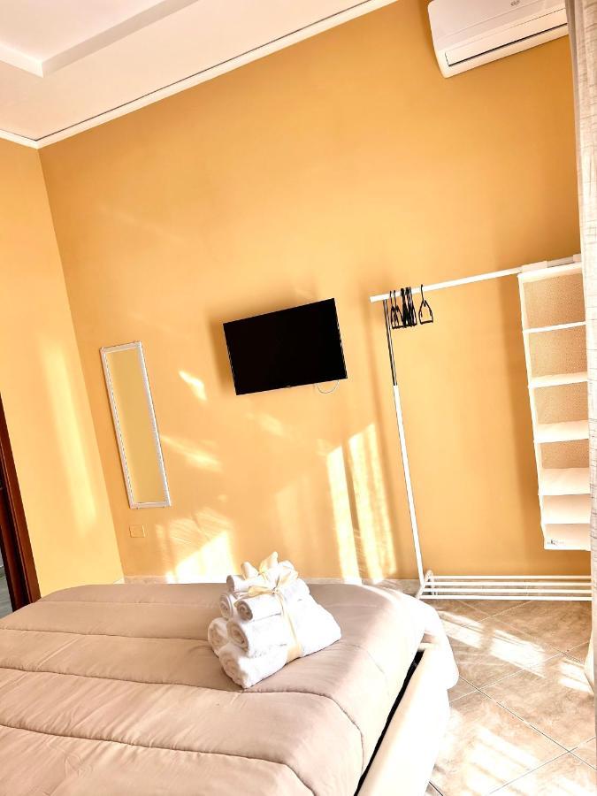 Апартаменты Casa Vacanze The Fortress Неаполь Экстерьер фото